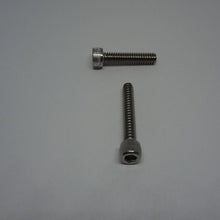  Socket Head Cap, Full Thread, Stainless Steel, #10-24X1"