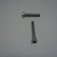  Socket Head Cap, Full Thread, Stainless Steel, #8-32X1"